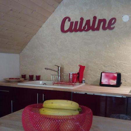 Bed and Breakfast Domaine Du Bourg Salon Екстер'єр фото