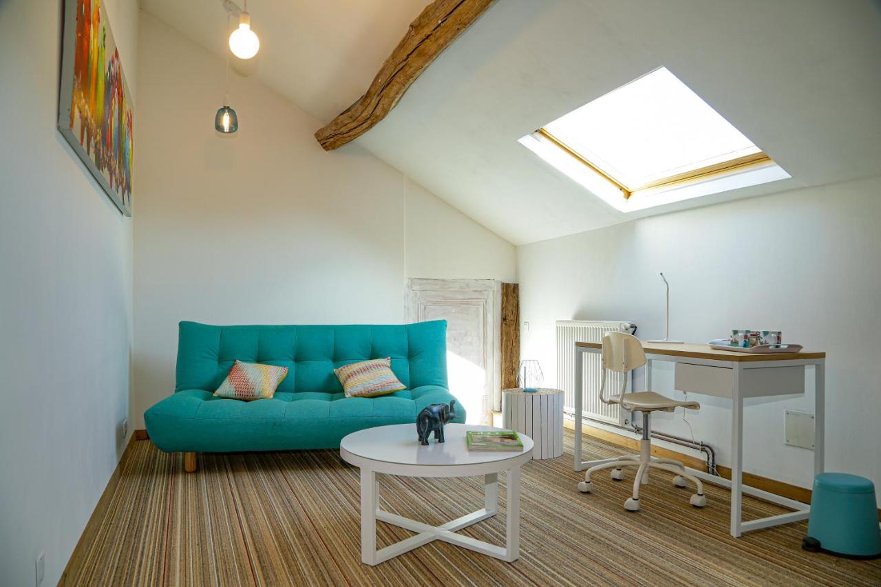 Bed and Breakfast Domaine Du Bourg Salon Екстер'єр фото