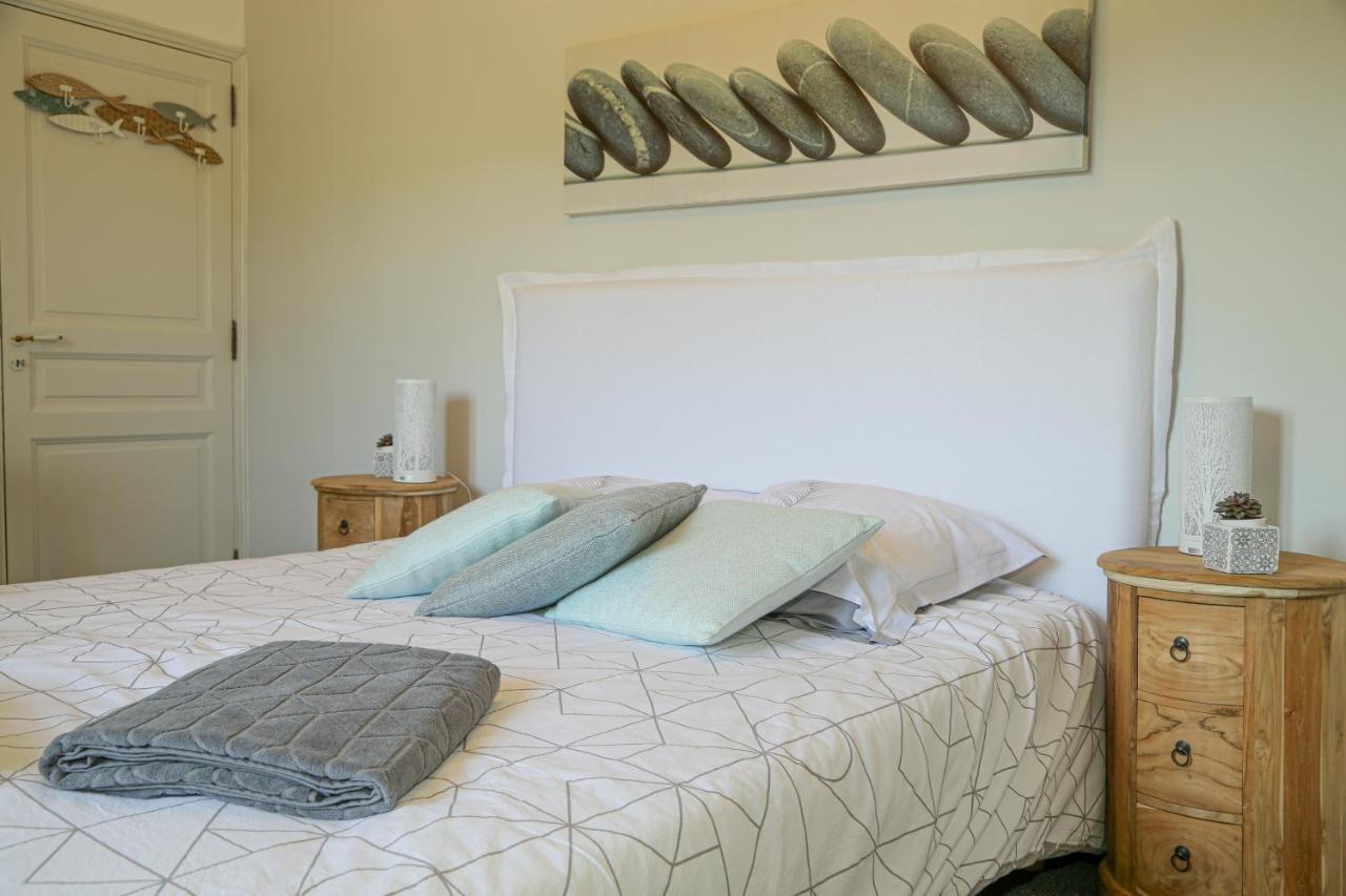 Bed and Breakfast Domaine Du Bourg Salon Екстер'єр фото
