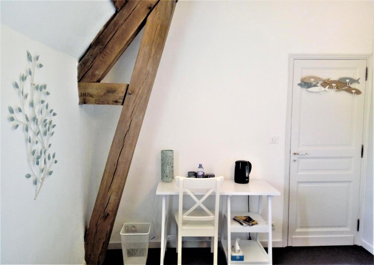 Bed and Breakfast Domaine Du Bourg Salon Екстер'єр фото