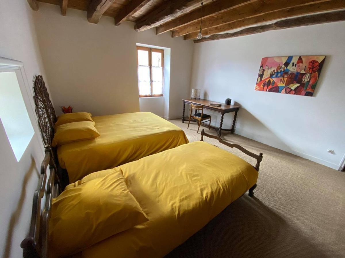 Bed and Breakfast Domaine Du Bourg Salon Екстер'єр фото