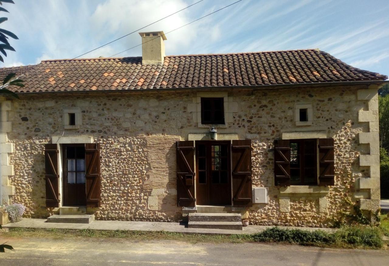 Bed and Breakfast Domaine Du Bourg Salon Екстер'єр фото